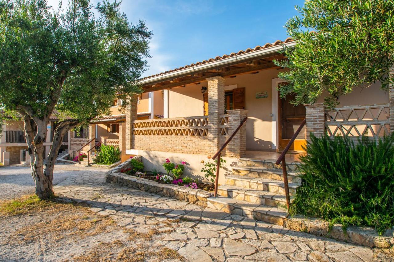 Aeolos Zante Villas With Heated Pool Vasilikí Quarto foto